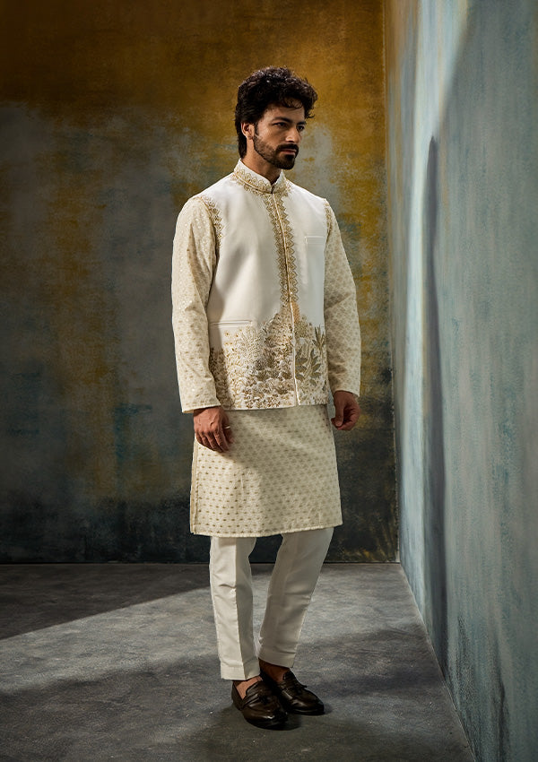 Off White Buti Kurta Pajama with Linen Satin Koti & Zardozi Work